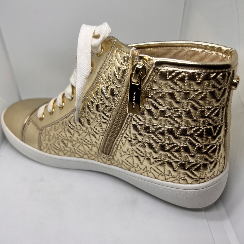 (NEW) Michael Kors Logo Sneaker